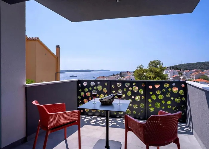 Sun&Lux Resort - Hvar
